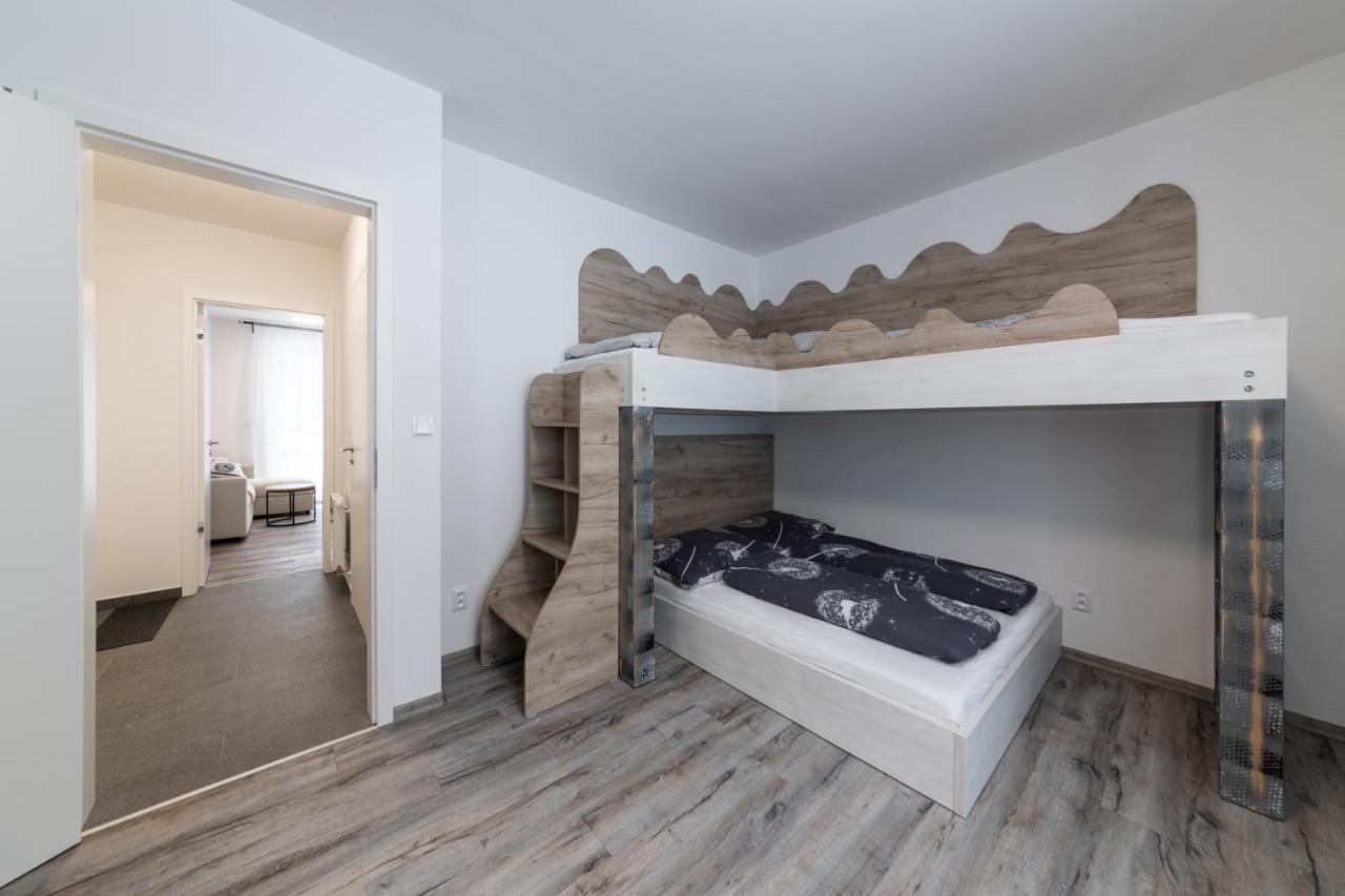Apartman Pod Sneznikem โดลนี โมราวา ภายนอก รูปภาพ