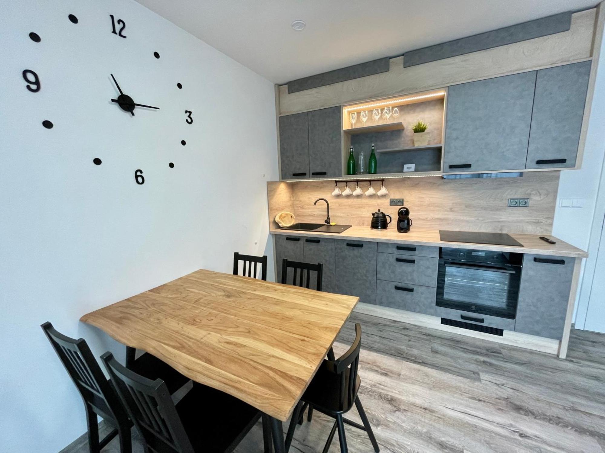 Apartman Pod Sneznikem โดลนี โมราวา ภายนอก รูปภาพ